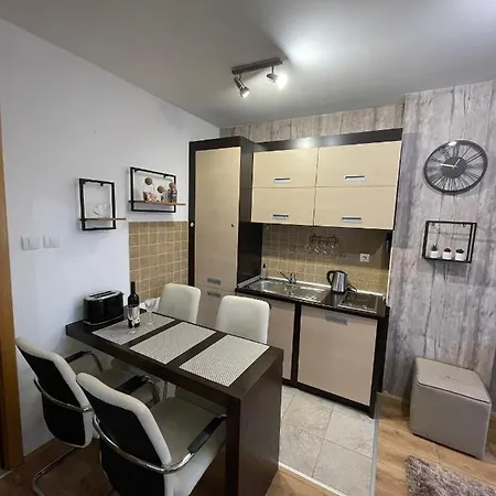 Appartamento New!!! 4 Stars Apartment!!!