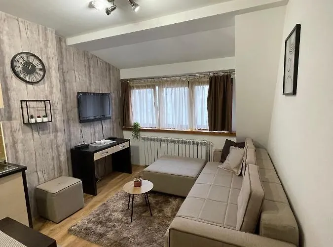 아파트 New!!! 4 Stars Apartment!!! *