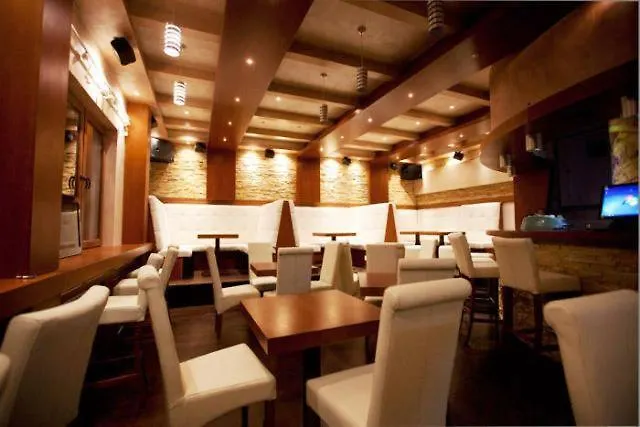 New!!! 4 Stars Apartment!!! 아파트 *